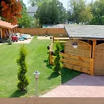 Gaestehaus Kathi Buschcamper Campsite Gyenesdias