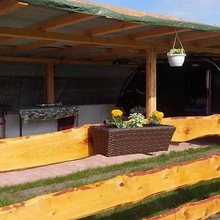 Gaestehaus Kathi Buschcamper Gyenesdiás