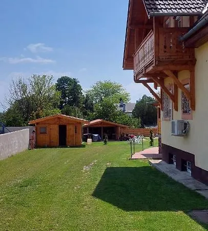 Gaestehaus Kathi Buschcamper Campingplatz Gyenesdiás