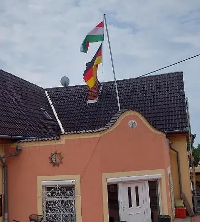 Gaestehaus Kathi Buschcamper אתר קמפינג