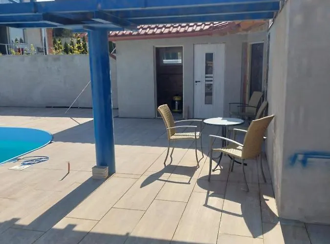 Gaestehaus Kathi Buschcamper Kemping Gyenesdiás