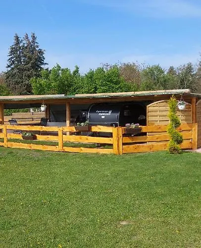 Gaestehaus Kathi Buschcamper Kamp alanı