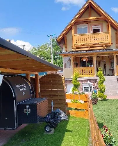 Gaestehaus Kathi Buschcamper Kamp alanı