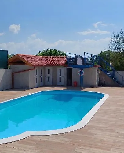 Kemping Gaestehaus Kathi Buschcamper Gyenesdiás