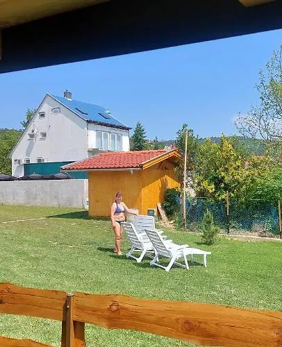 Campingplads Gaestehaus Kathi Buschcamper Gyenesdiás