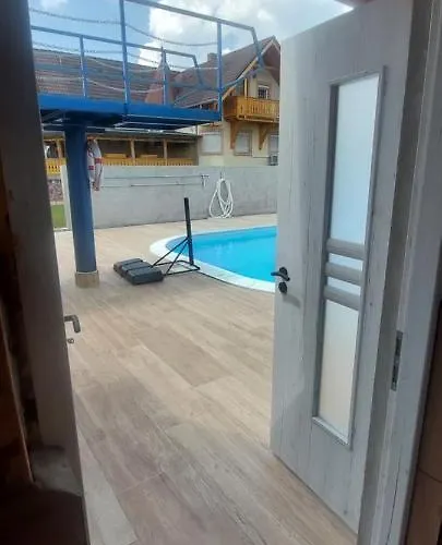 Gaestehaus Kathi Buschcamper * Gyenesdiás